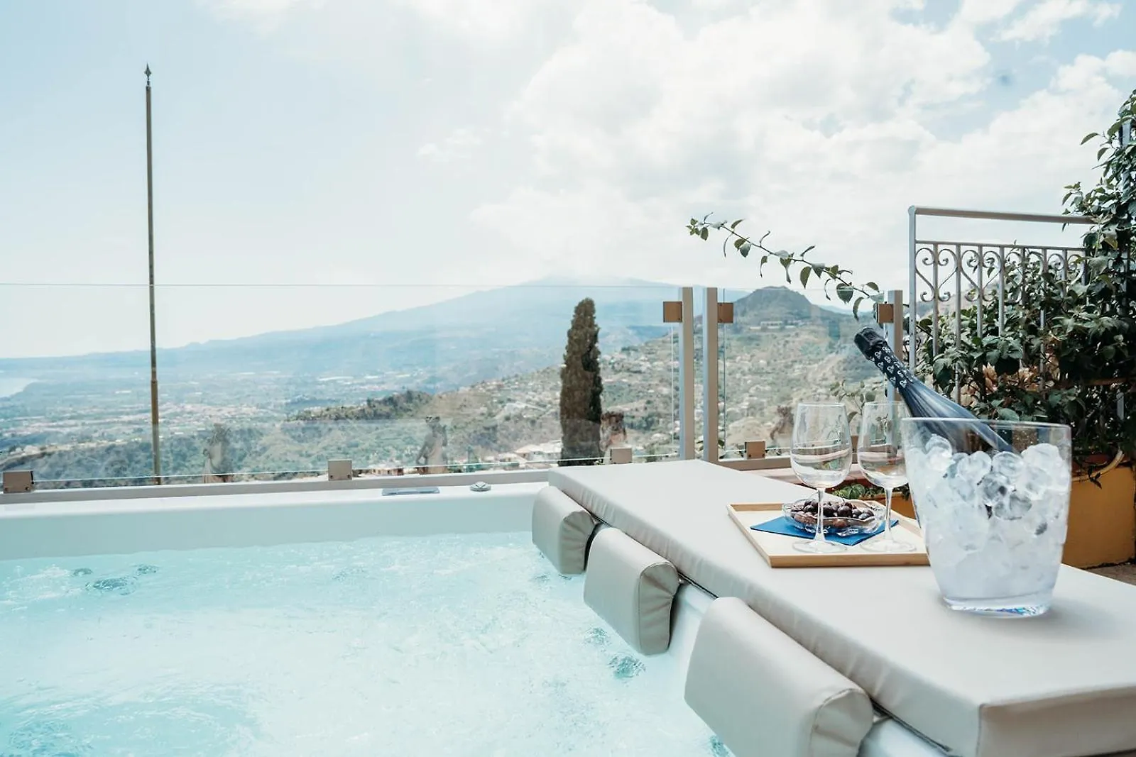 Villa Marta Luxury Sea View And Spa Taormina